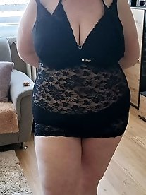 Pretty women like a tasty cock